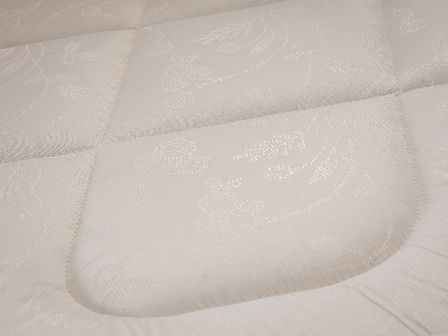 7-8 inch Candy Open Coil Spring Mattress with attractive damask cover by Tender Sleep, available in multiple sizes