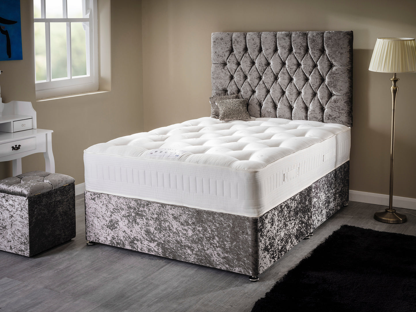 Tender Sleep Onyx 3000 pocket spring mattress with double-sided silk and wool, featuring breathable design and medium firmne