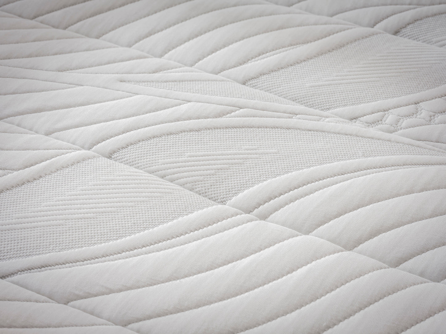 Diamond Laytech Cooling Gel Foam Mattress by Tender Sleep, featuring 1000 pocket springs and a soft, breathable design.