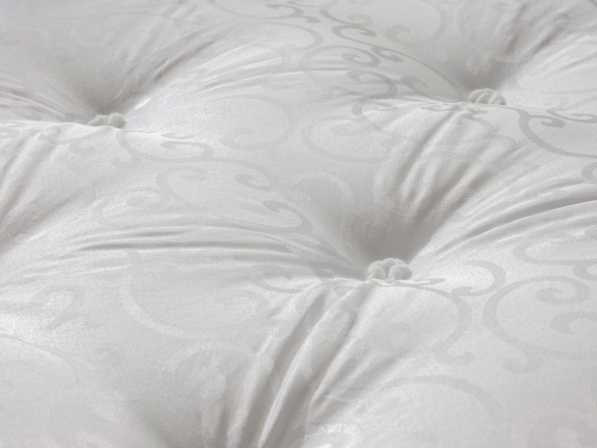 Tufted Ortho Mattress Detail